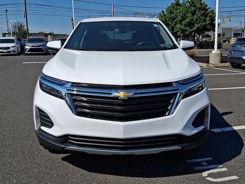 Summit White 2024 Chevrolet Equinox 1LT