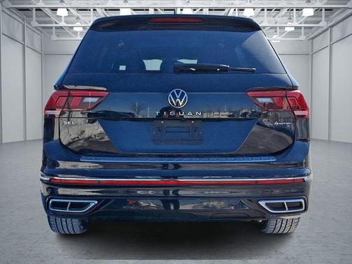 2022 Volkswagen Tiguan 2.0T SEL R-Line 4MOTION