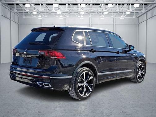 2022 Volkswagen Tiguan 2.0T SEL R-Line 4MOTION