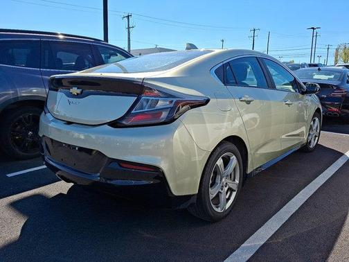 2017 Chevrolet Volt LT