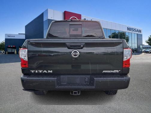 Midnight Pine Metallic 2019 Nissan Titan PRO-4X
