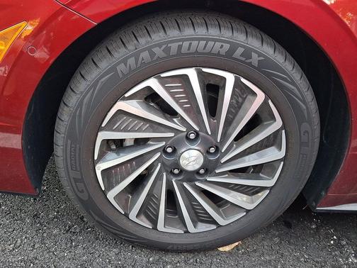 Ultimate Red 2023 Hyundai SONATA Hybrid Limited