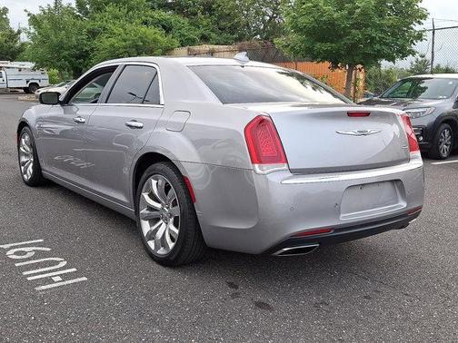 2018 Chrysler 300 Limited