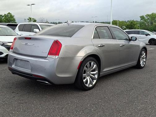 2018 Chrysler 300 Limited