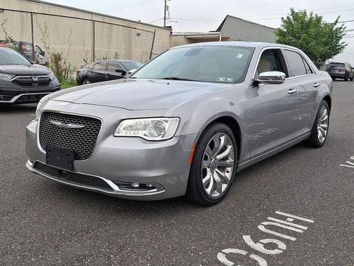 2018 Chrysler 300 Limited