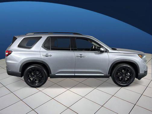 2025 Honda Pilot Touring 8-Passenger