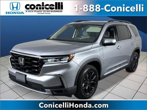 2025 Honda Pilot Touring 8-Passenger