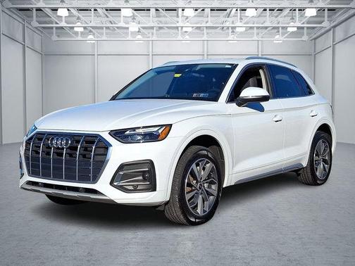 Glacier White Metallic 2021 Audi Q5 45 Premium