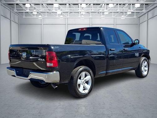 Diamond Black Crystal Pearlcoat 2024 RAM 1500 Classic SLT