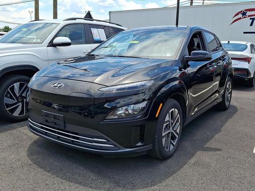 Abyss Black Pearl 2023 Hyundai KONA EV SEL