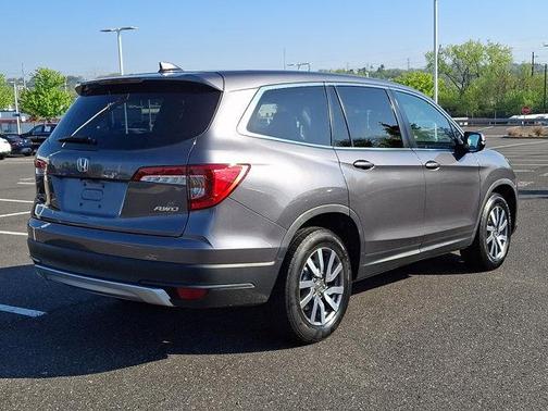 Modern Steel Metallic 2019 Honda Pilot EX-L
