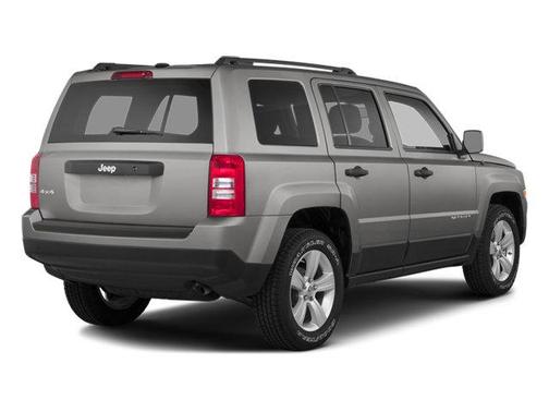 Mineral Gray Metallic Clearcoat 2014 Jeep Patriot Sport