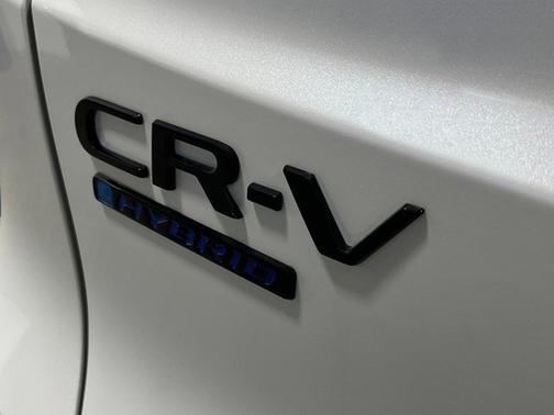 Platinum White Pearl 2026 Honda CR-V Hybrid Sport-L AWD