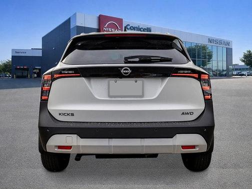 2026 Nissan Kicks SV