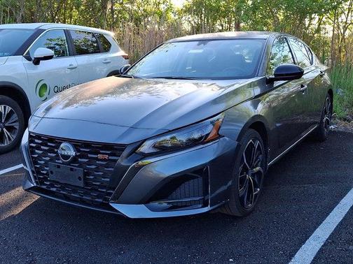 Gun Metallic 2024 Nissan Altima SR FWD