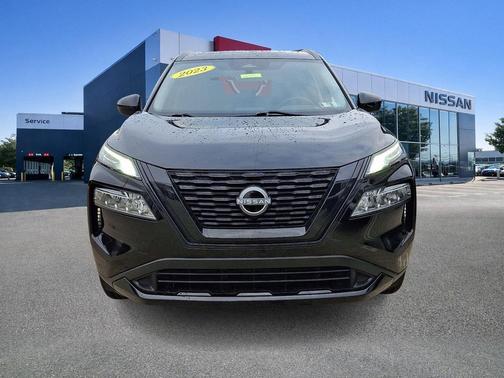 Super Black 2023 Nissan Rogue SV