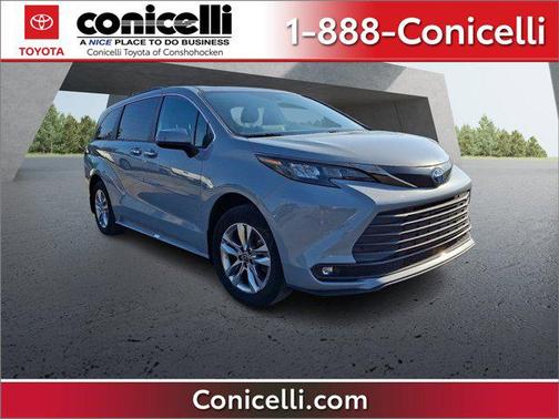 2022 Toyota Sienna XLE