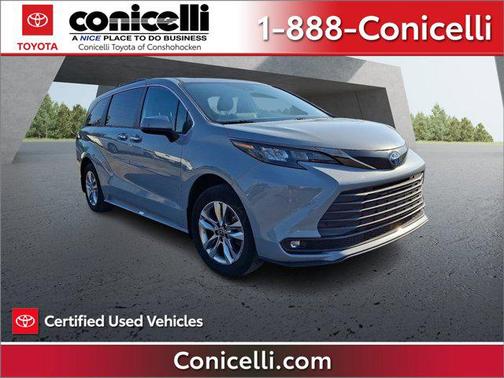 2022 Toyota Sienna XLE
