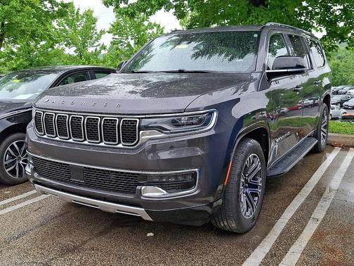 Baltic Gray Metallic Clearcoat 2024 Jeep Wagoneer L Series II 4x4
