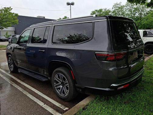 Baltic Gray Metallic Clearcoat 2024 Jeep Wagoneer L Series II 4x4