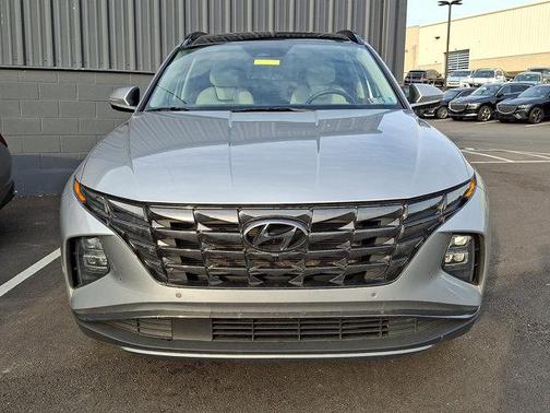 Shimmering Silver 2024 Hyundai TUCSON Limited