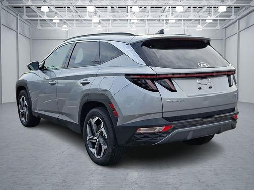Shimmering Silver 2024 Hyundai TUCSON Limited