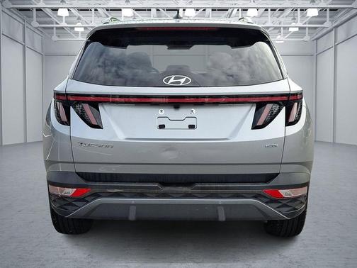 Shimmering Silver 2024 Hyundai TUCSON Limited