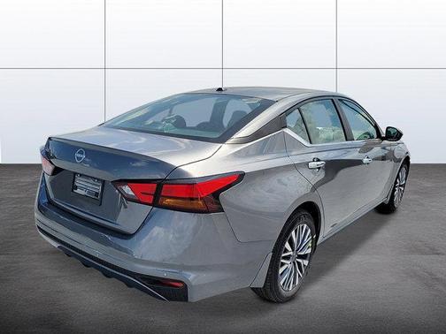 Gun Metallic 2026 Nissan Altima SV FWD