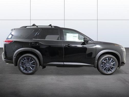 Super Black 2026 Nissan Pathfinder SL