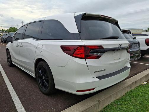 Platinum White Pearl 2024 Honda Odyssey Sport