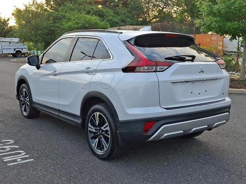 2023 Mitsubishi Eclipse Cross SE