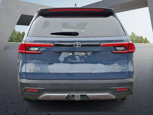 2024 Toyota Grand Highlander Platinum