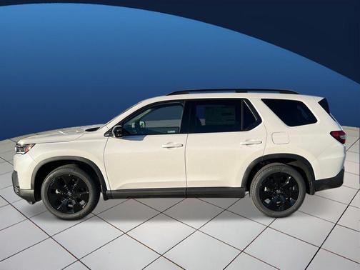 Platinum White Pearl 2026 Honda Pilot Black Edition