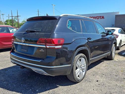Gray 2019 Volkswagen Atlas 3.6L SEL