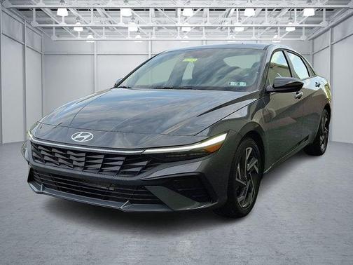 Ecotronic Gray 2025 Hyundai ELANTRA Sport