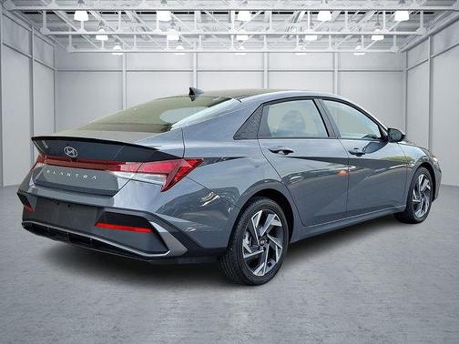 Ecotronic Gray 2025 Hyundai ELANTRA Sport