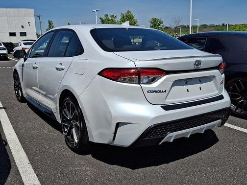 Wind Chill Pearl 2022 Toyota Corolla SE