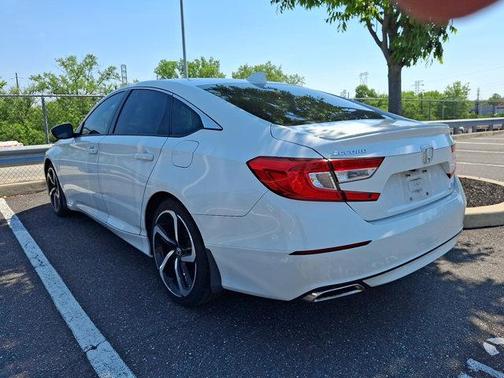 Platinum White Pearl 2018 Honda Accord Sport 2.0T