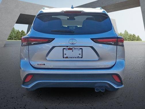 2025 Toyota Highlander XSE