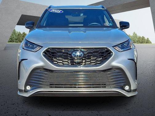 2025 Toyota Highlander XSE