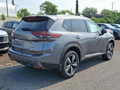 2025 Nissan Rogue SL