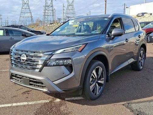 2025 Nissan Rogue SL