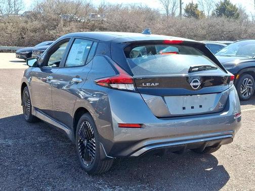 2025 Nissan Leaf SV PLUS