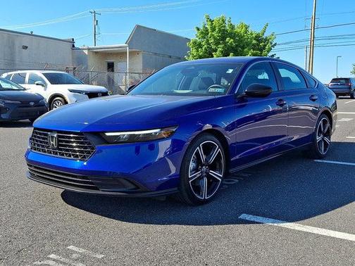 Still Night Pearl 2025 Honda Accord Hybrid Sport