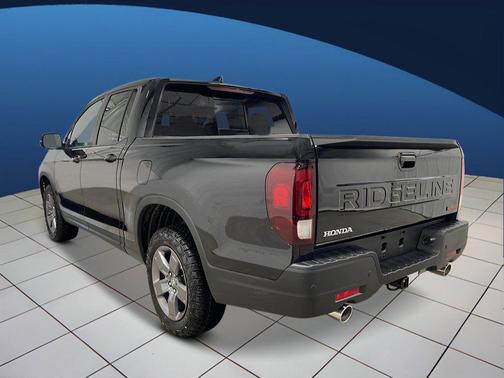 Crystal Black Pearl 2026 Honda Ridgeline TrailSport