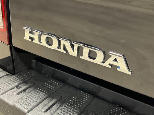 Crystal Black Pearl 2026 Honda Ridgeline TrailSport