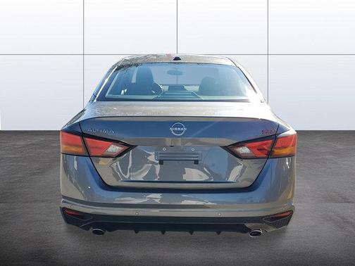 Gun Metallic 2026 Nissan Altima SR FWD