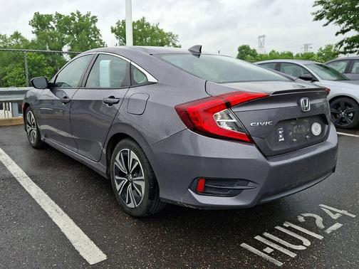 Modern Steel Metallic 2017 Honda Civic EX-L