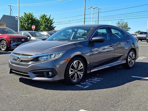 Modern Steel Metallic 2017 Honda Civic EX-L