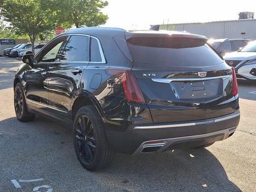 2022 Cadillac XT5 Premium Luxury